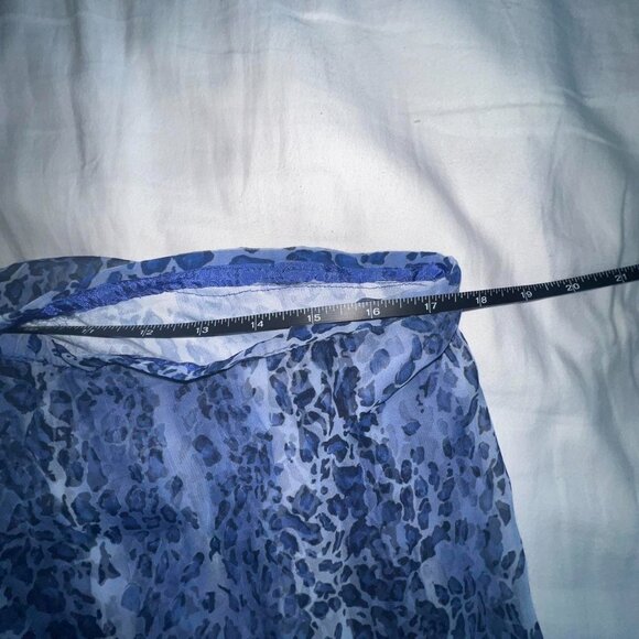 Vintage Blue and white floral print midi skirt - Picture 4 of 4